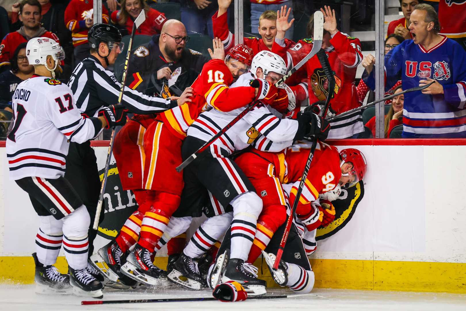 Blackhawks Flames Nhl Game Preview