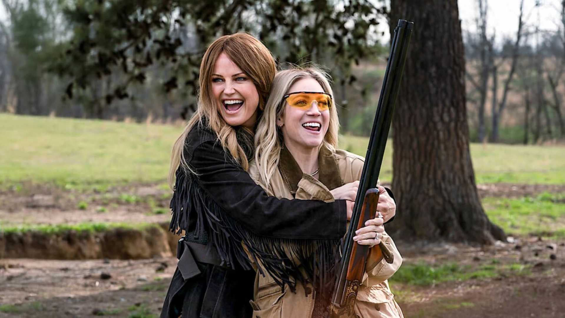 Brittany Snow Malin Akerman Hunting Wives