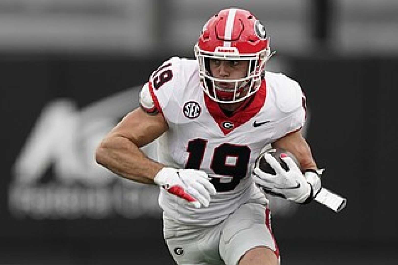 Brock Bowers Nfl Tight End