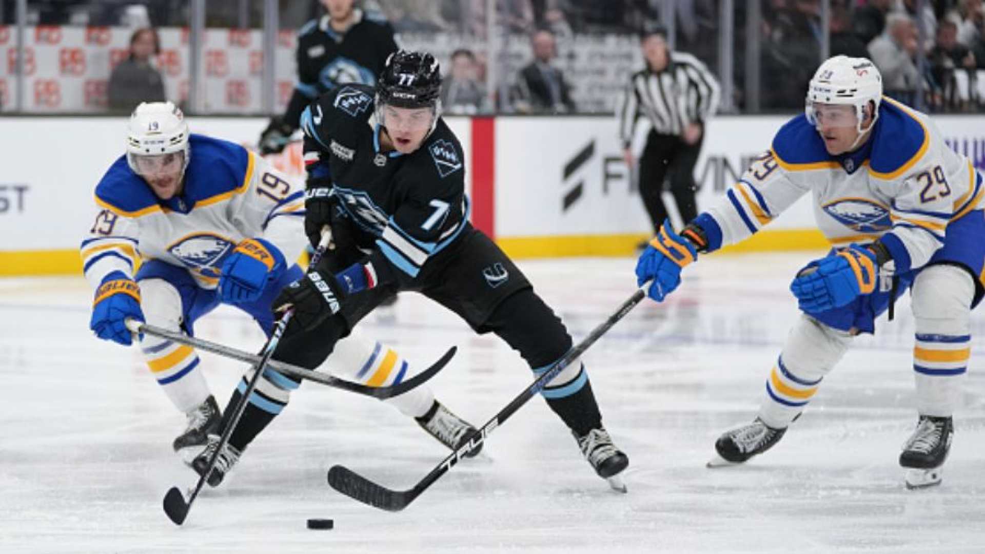 Buffalo Sabres Vs Utah Mammoth Hockey Game