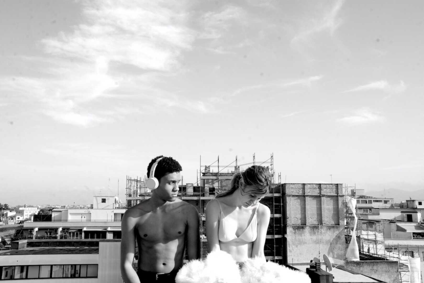 Carla Bruni Tribute Ornella Vanoni Death