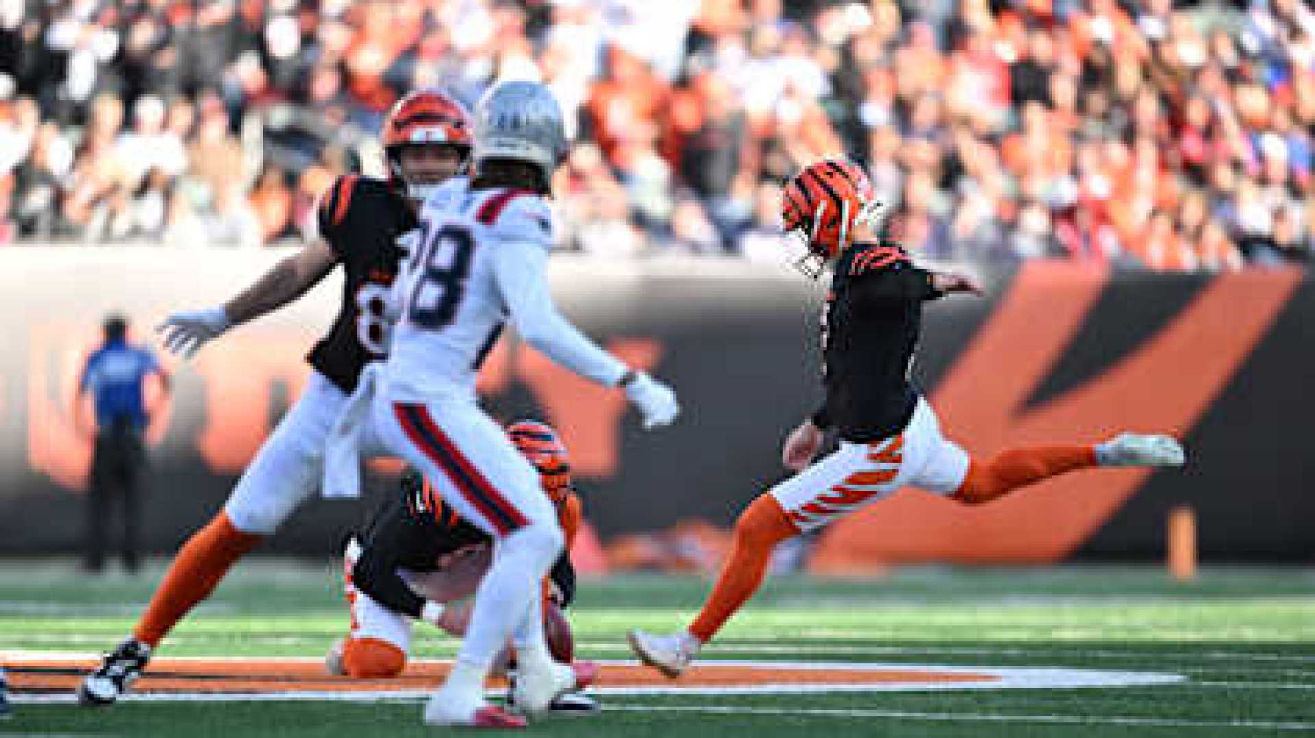 Cincinnati Bengals Kicker Evan Mcpherson Field Goal