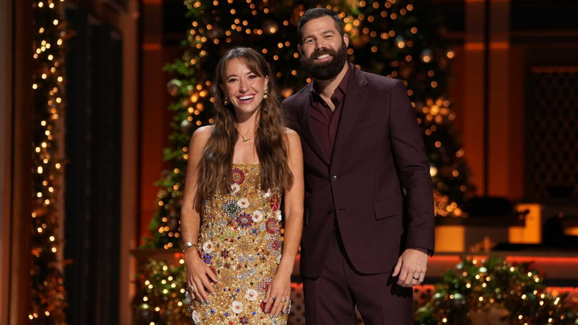 Cma Country Christmas 2025 Performers And Hosts