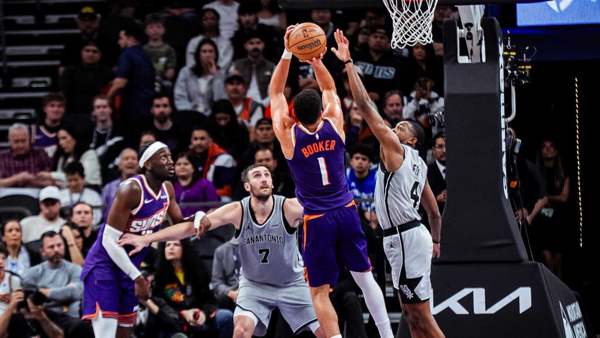 Devin Booker Nba Basketball Game