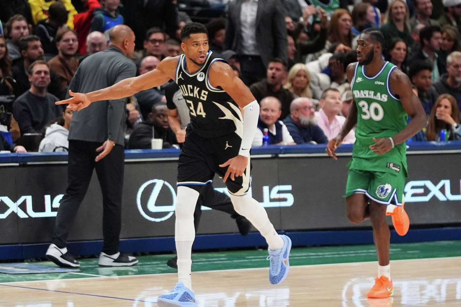 Giannis Antetokounmpo Basketball Game