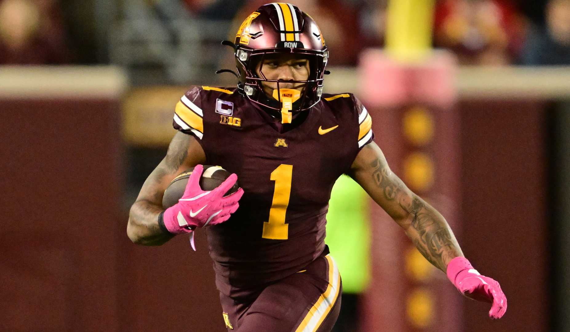 Gophers Running Back Taylor Game Against Oregon