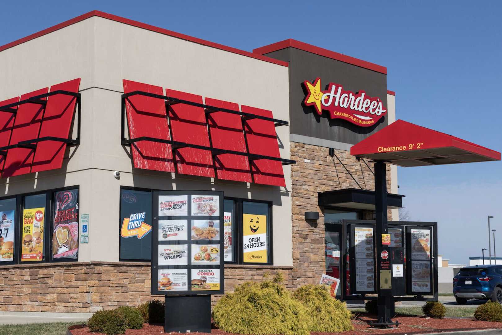 Hardee's Lawsuit Franchisee Closure