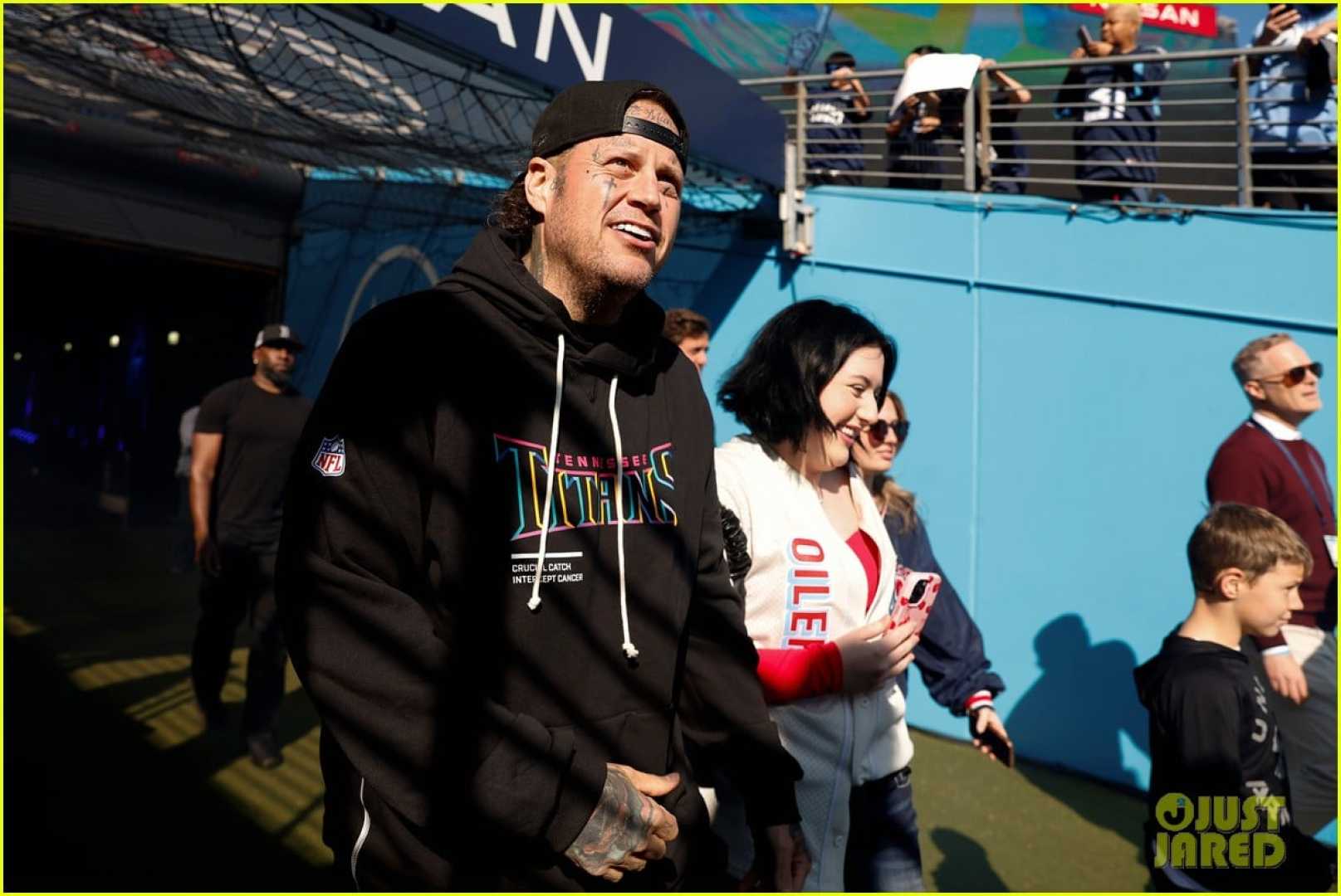 Jelly Roll Beardless Appearance Tennessee Titans