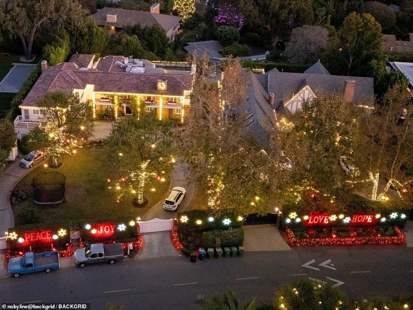 Jennifer Garner Christmas Decorations Los Angeles