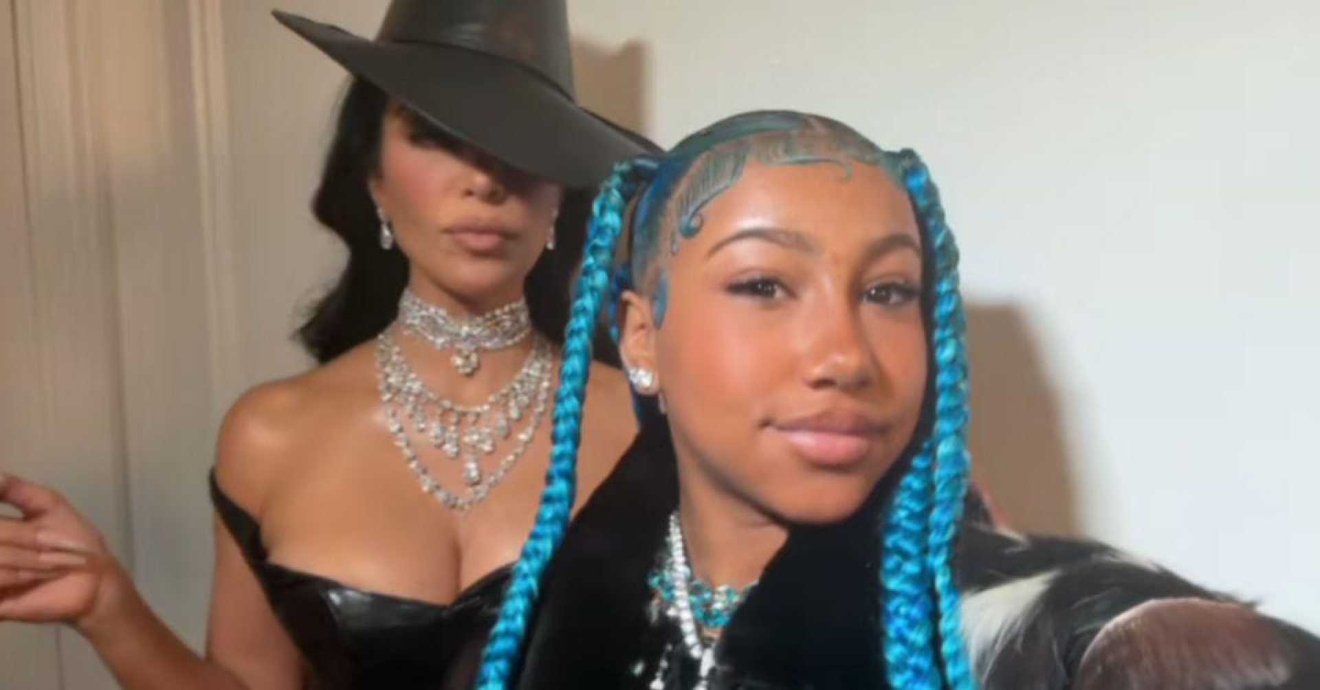 Kim Kardashian North West Finger Piercing