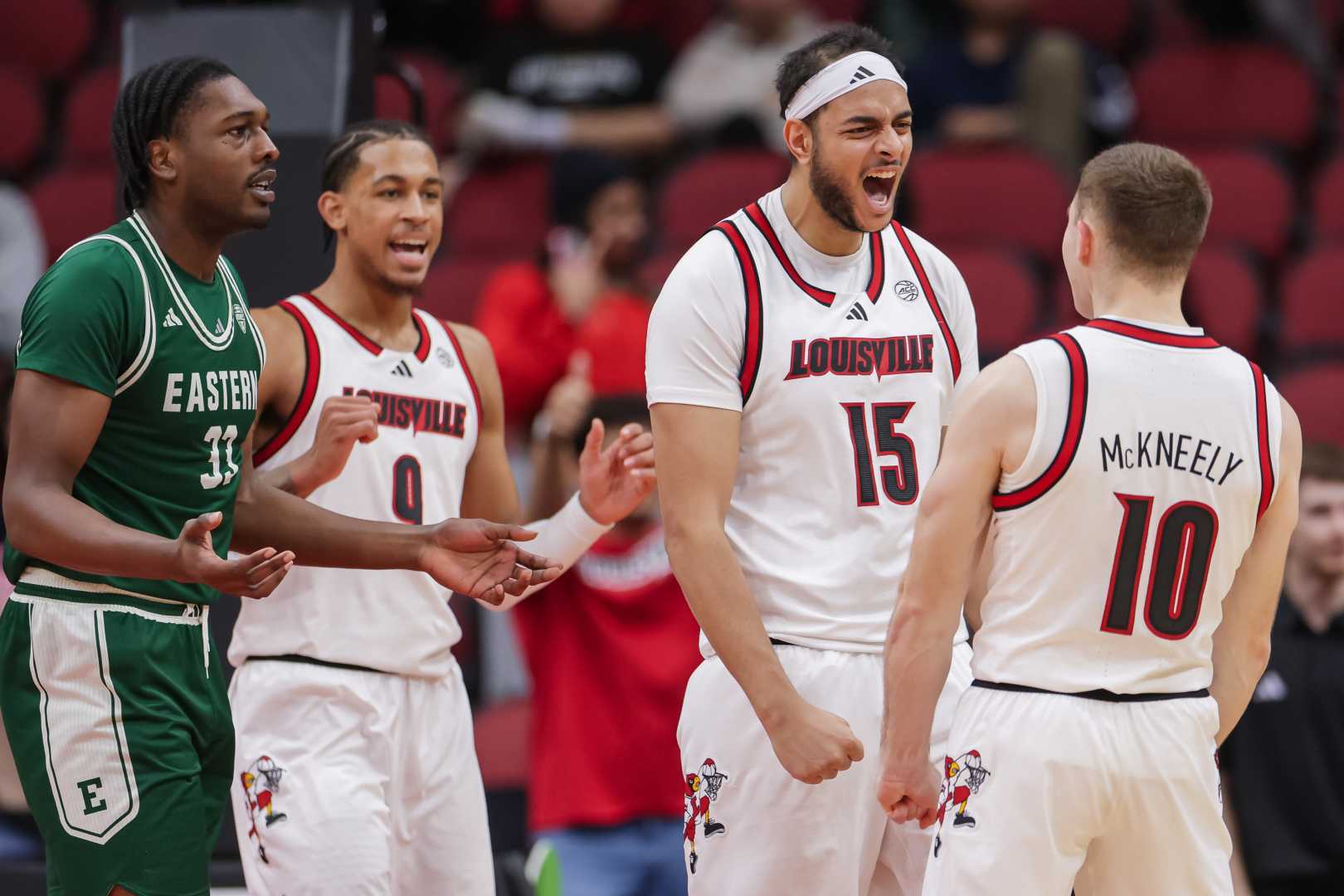 Louisville Cardinals Basketball Game