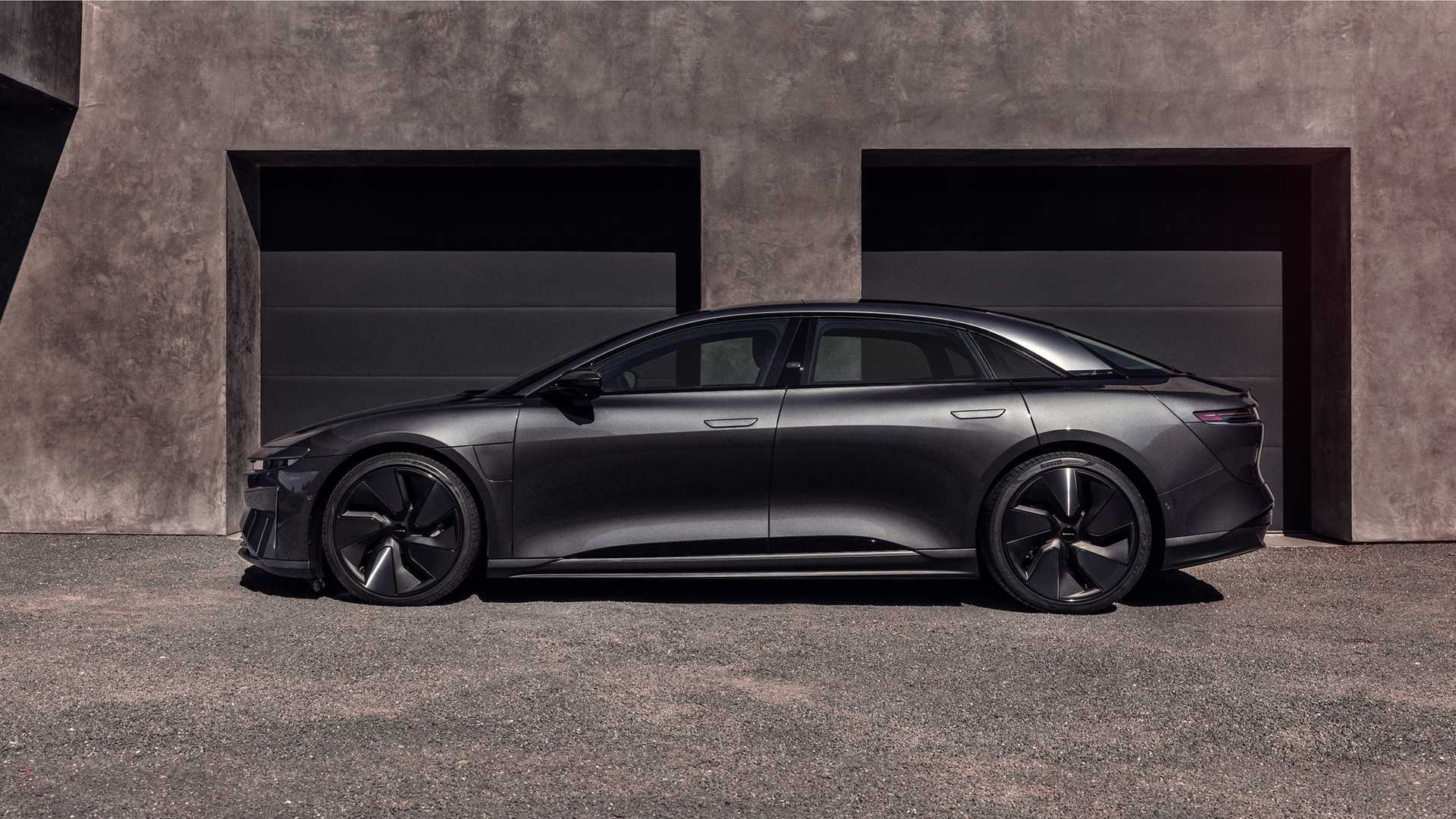 Lucid Motors Ev Rentals In Saudi Arabia