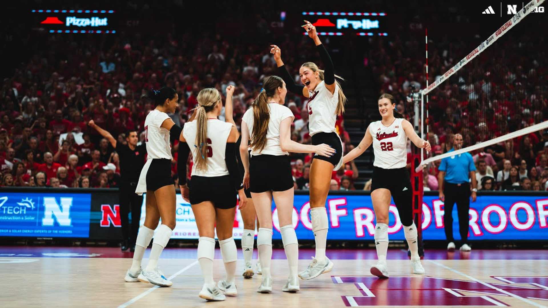 Nebraska Volleyball Team Usc Match