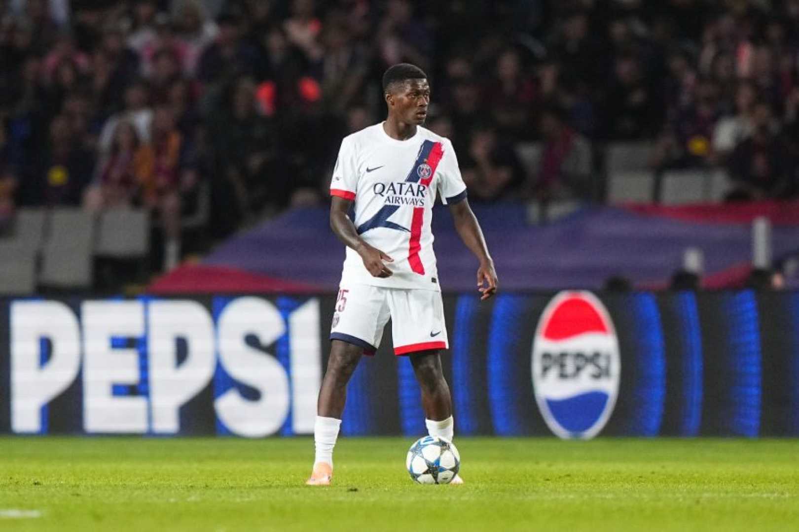 Nuno Mendes Psg Football Match