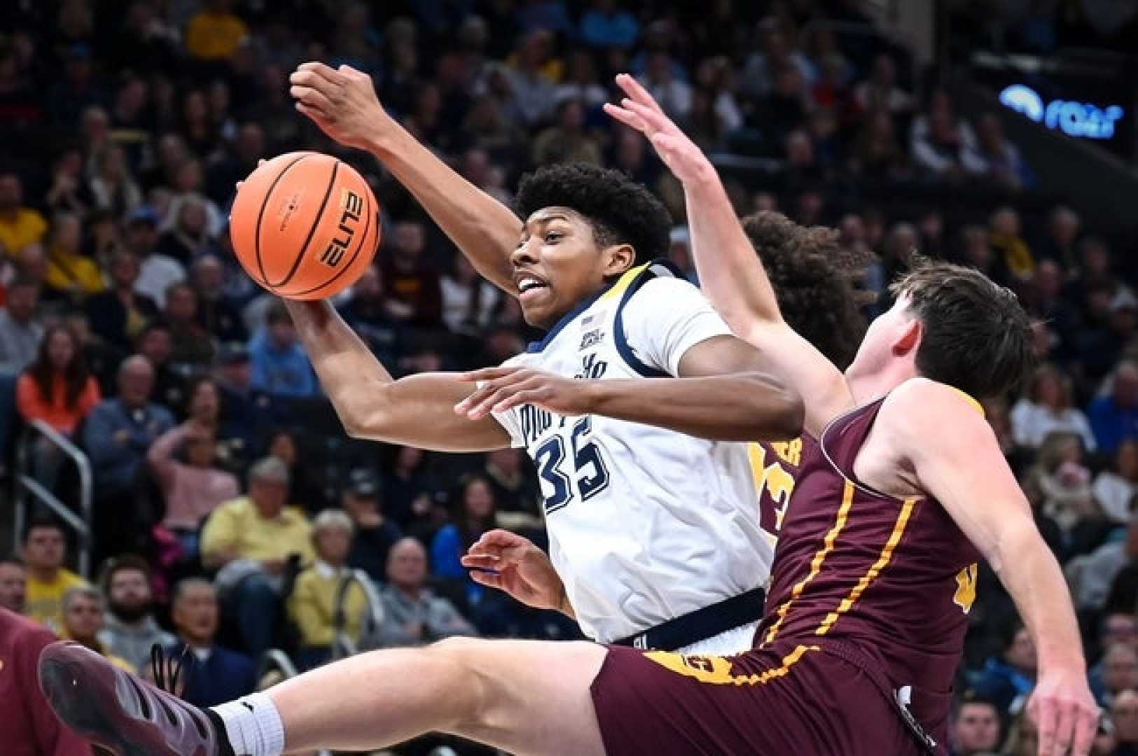 Oklahoma Sooners Vs Marquette Golden Eagles Basketball