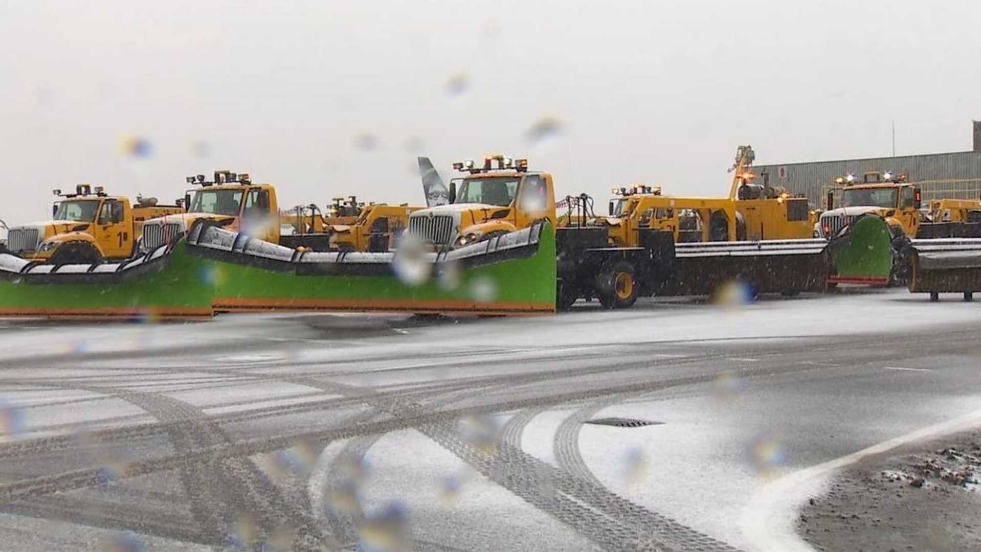 Seattle Snowfall Preparation And Snowplows