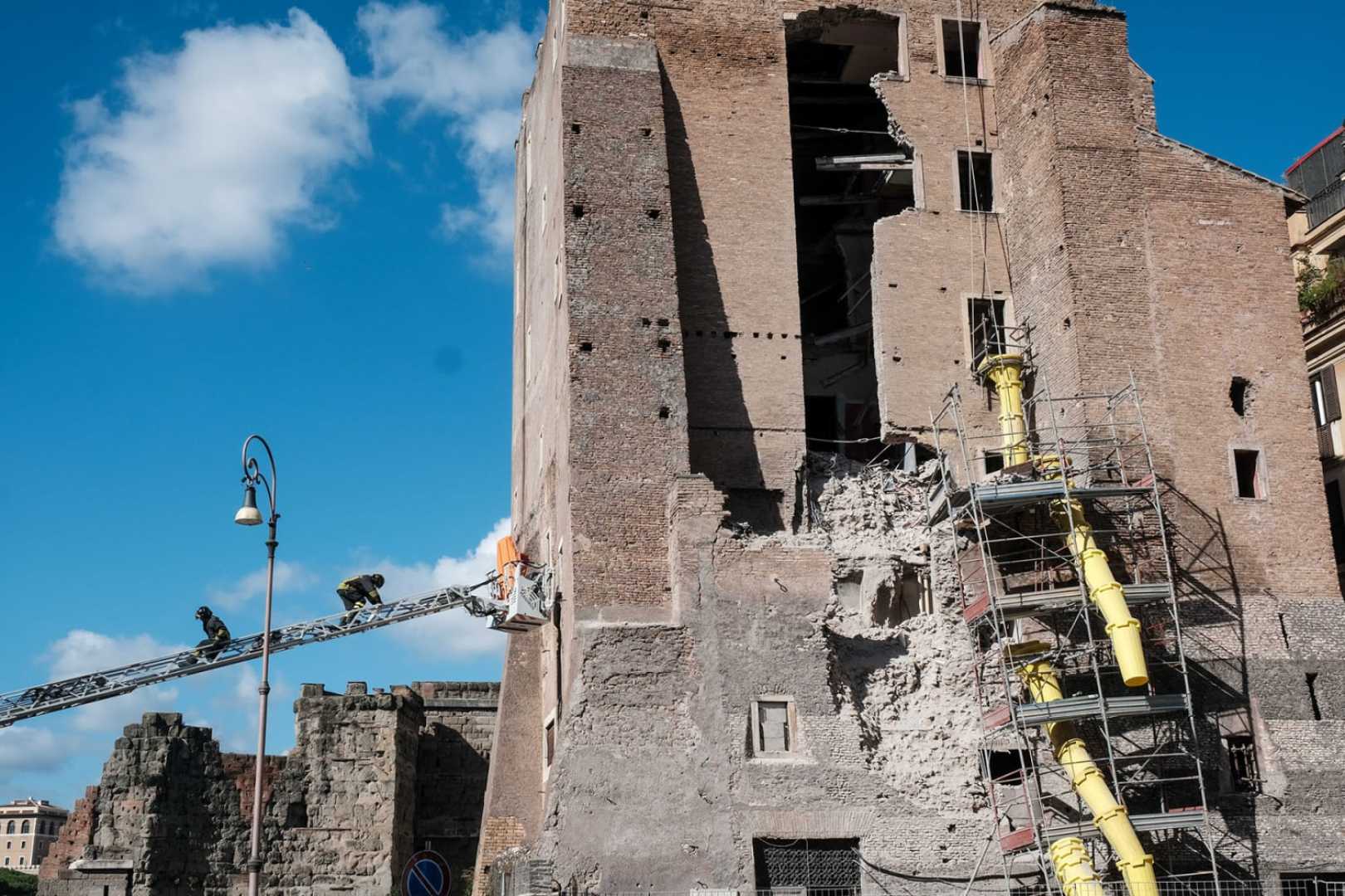 Torre Dei Conti Collapse In Rome