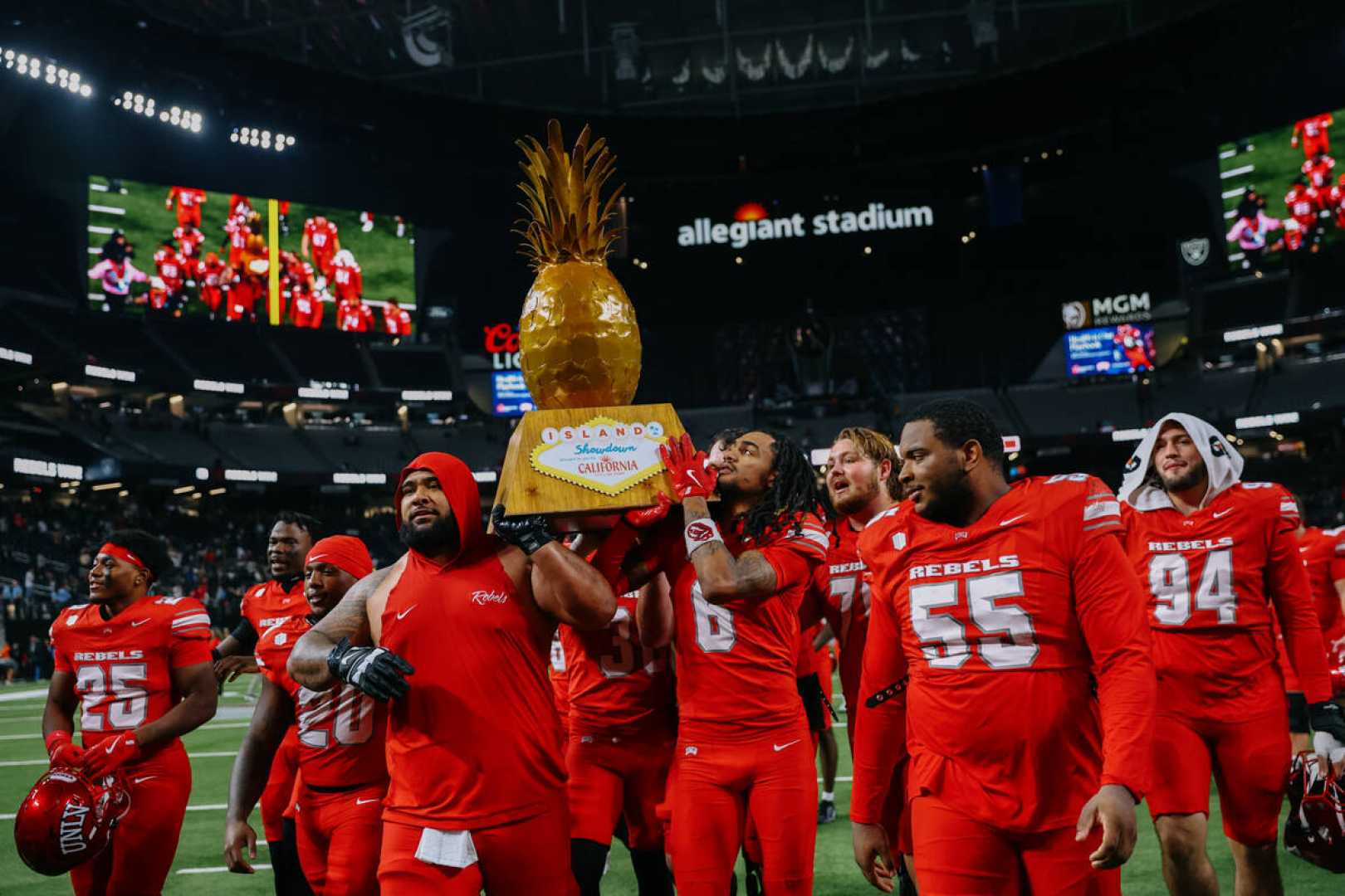 Unlv Football Team Allegiant Stadium