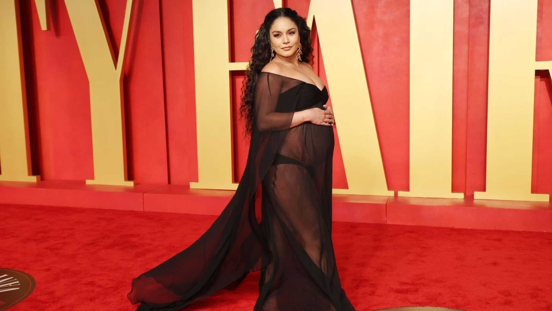 Vanessa Hudgens Pregnancy Announcement