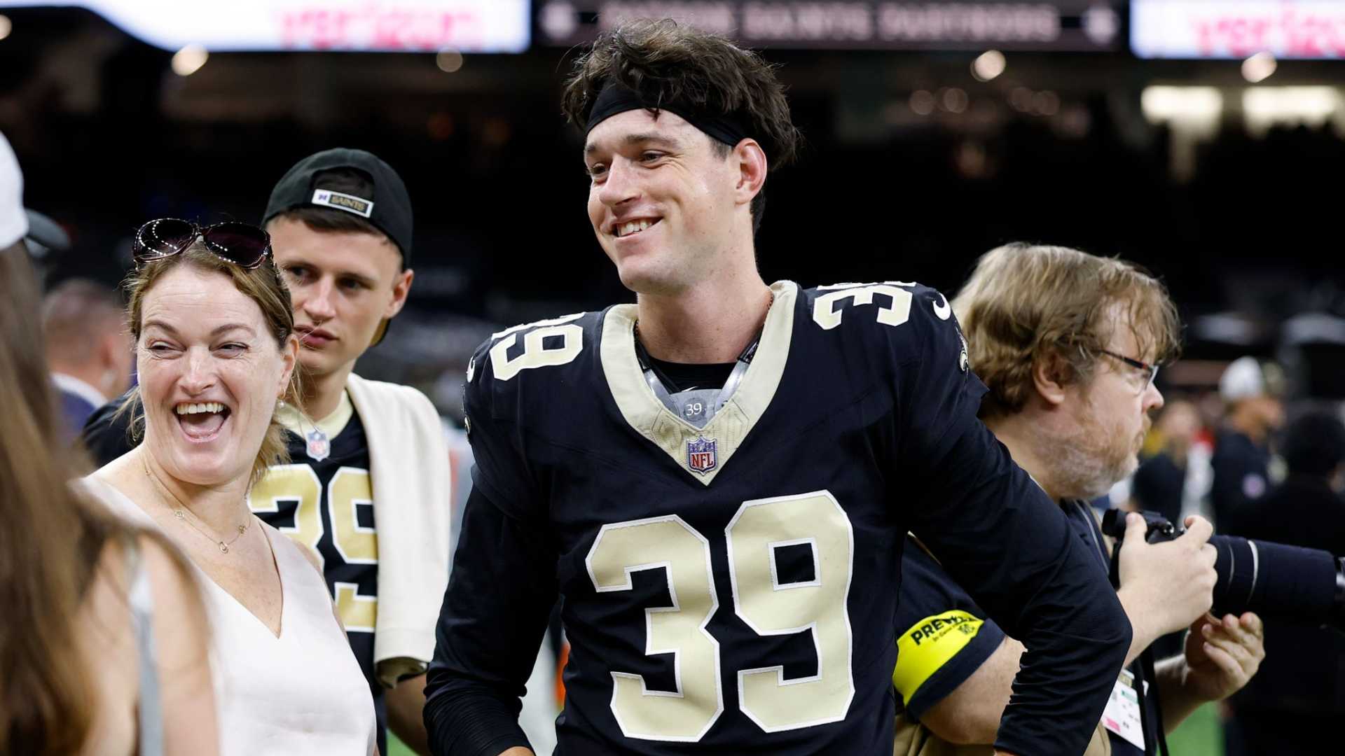 Charlie Smyth Nfl Debut New Orleans Saints