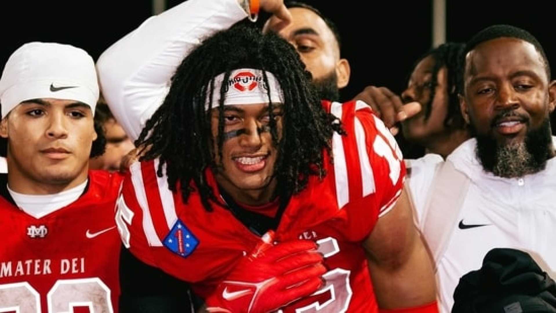 Chris Henry Jr. College Decision