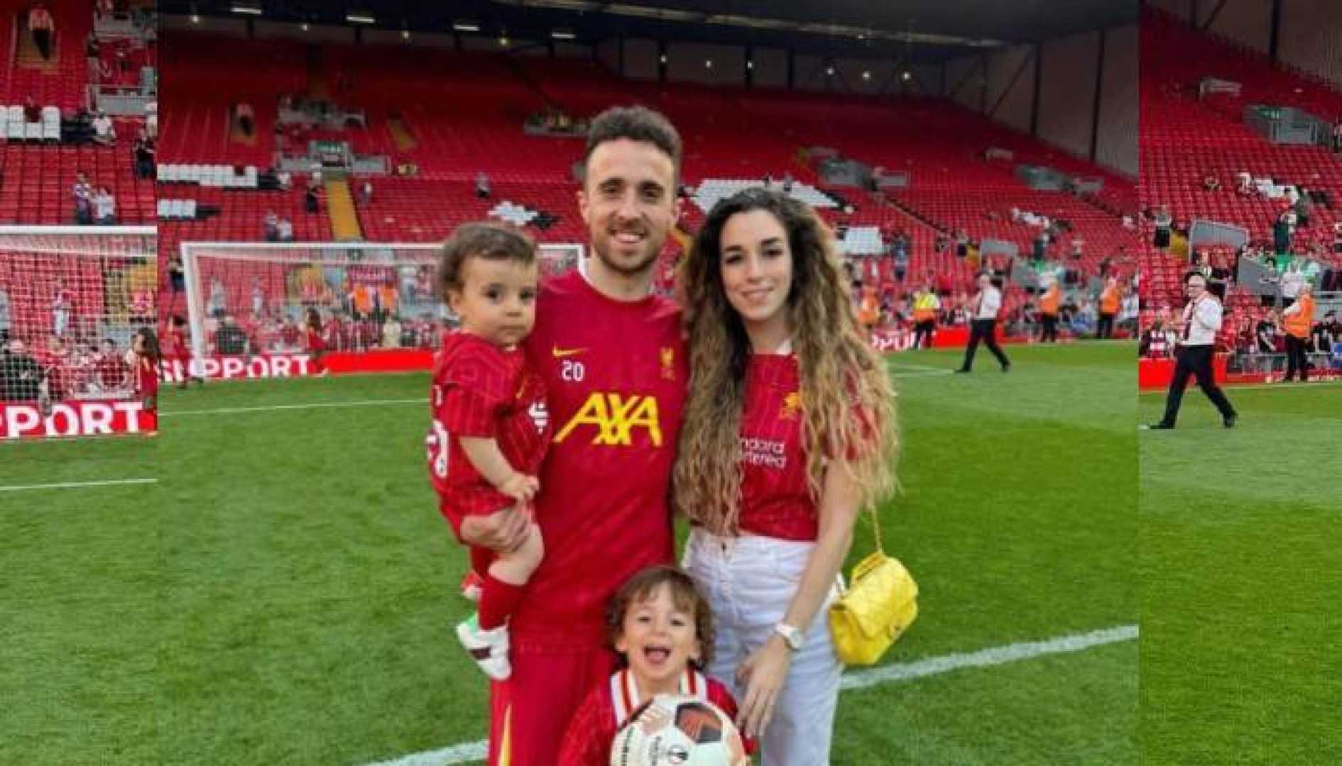 Diogo Jota Liverpool Wolverhampton Matchday Mascots