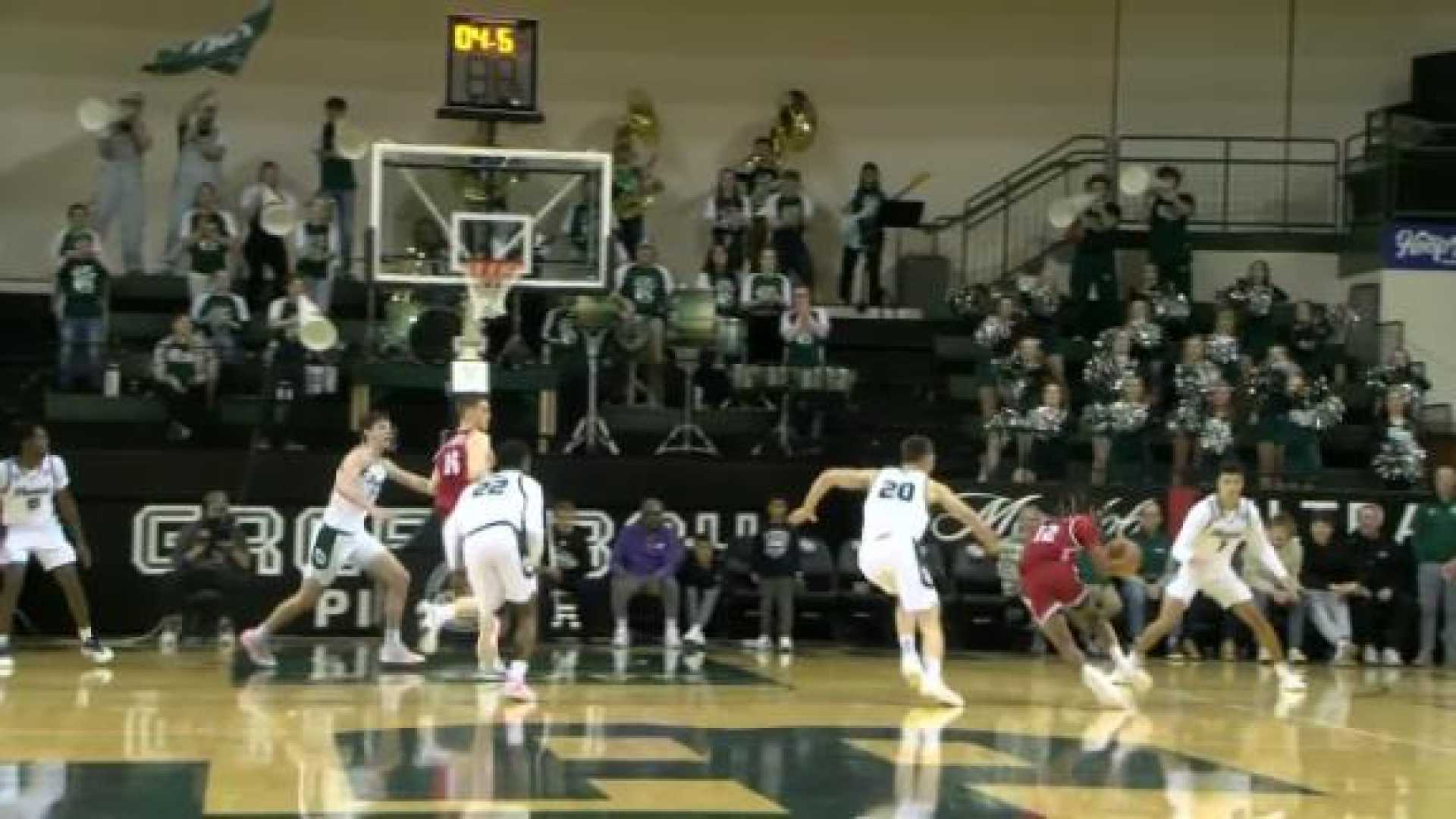 Green Bay Basketball Game Highlights