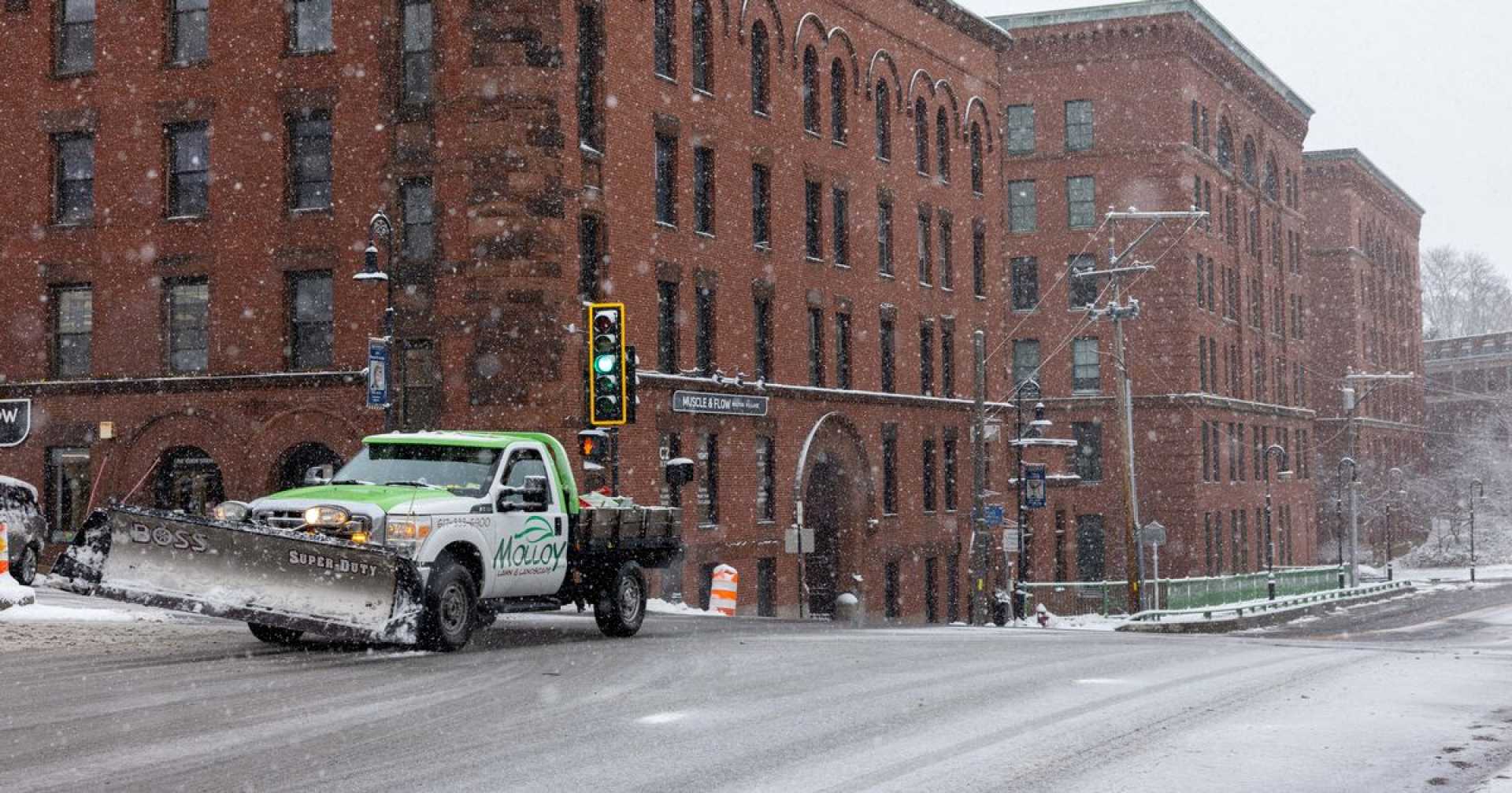 Massachusetts Snowstorm Closures