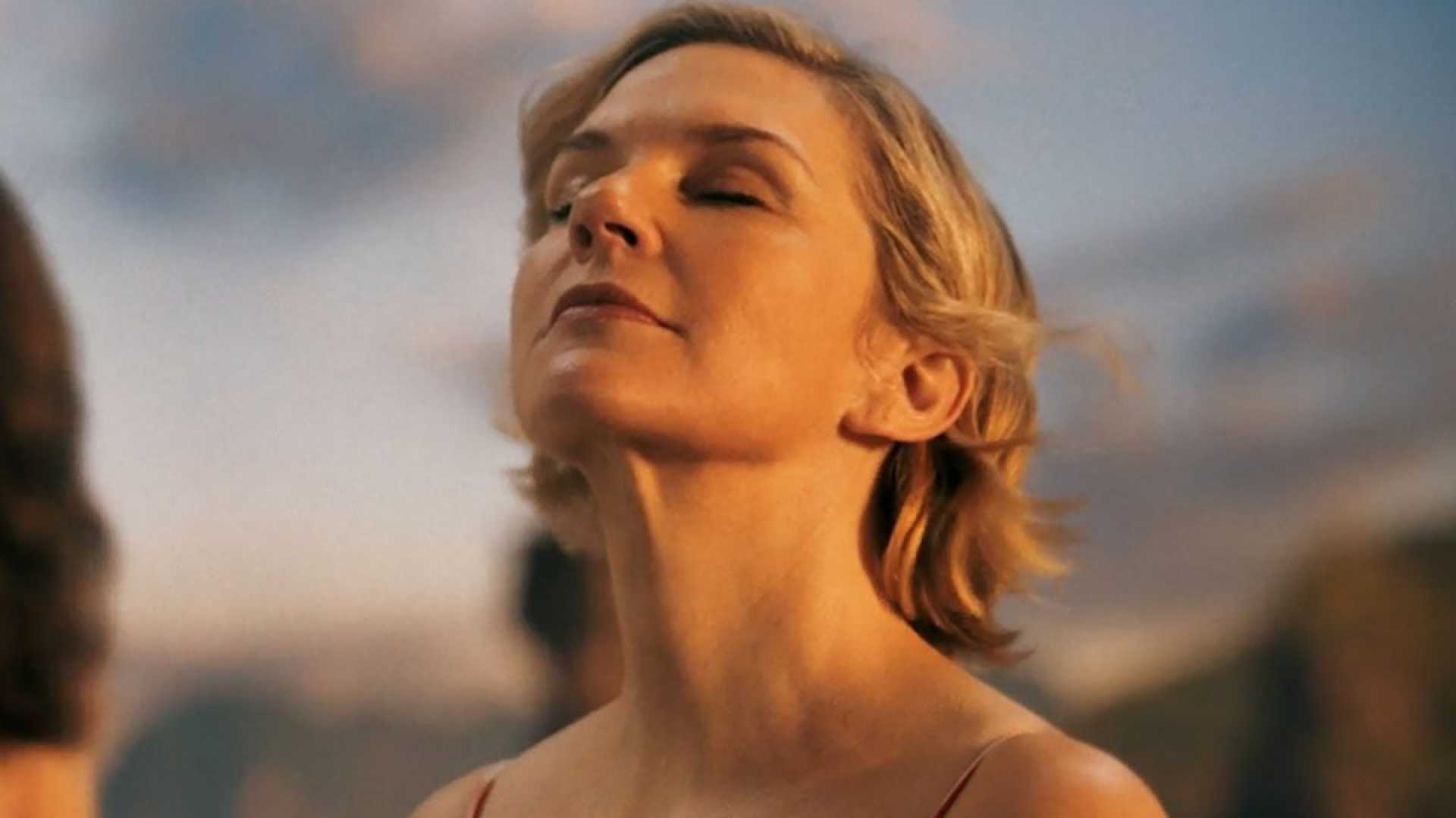 Pluribus Episode 9 La Chica O El Mundo