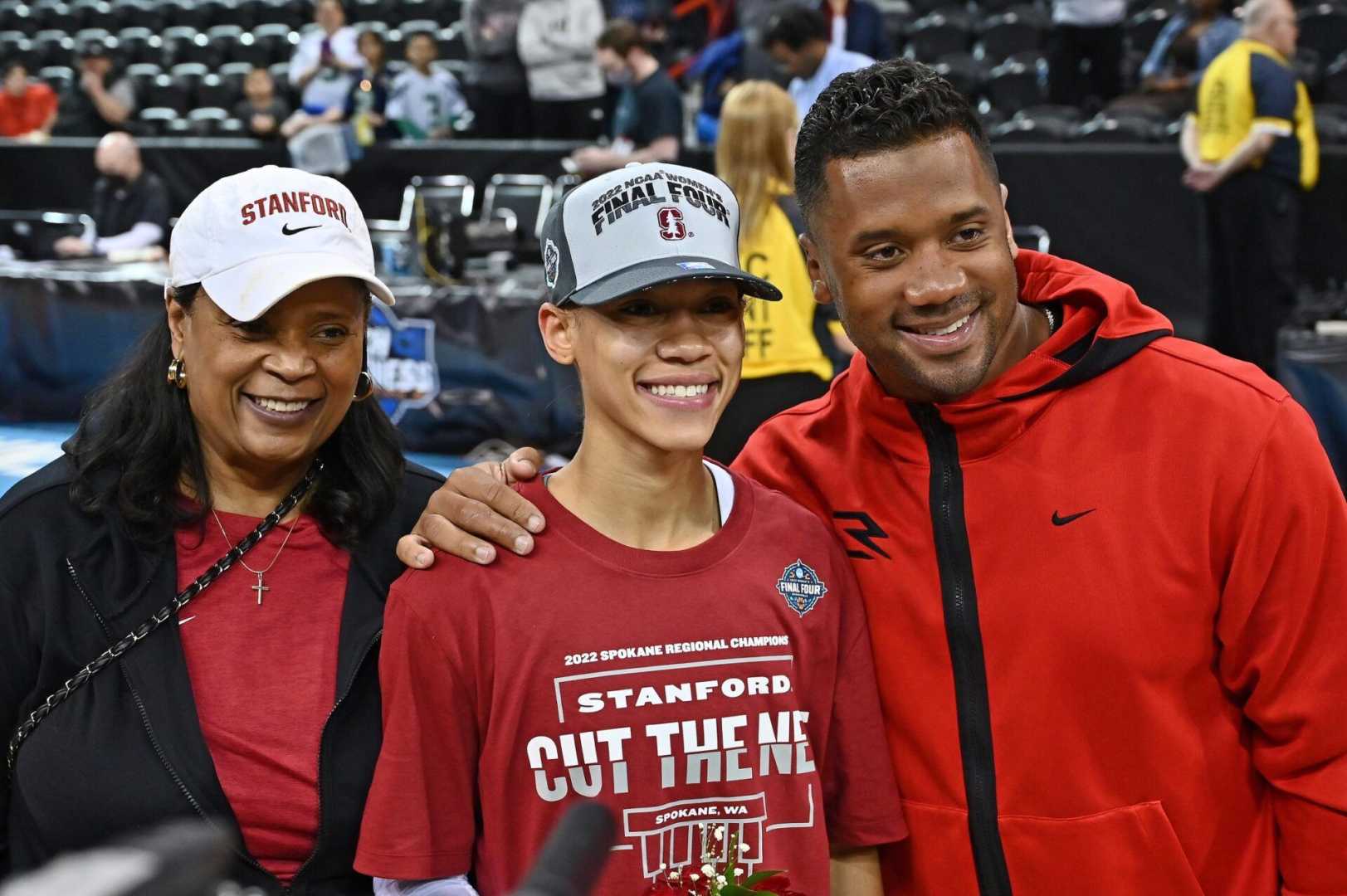 Tammy Wilson Russell Wilson Thanksgiving Controversy