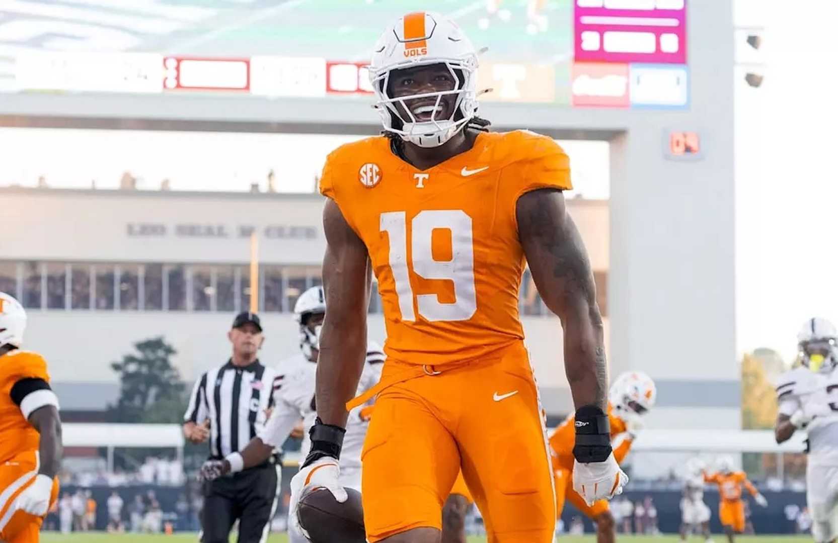 Tennessee Volunteers Football Team Game