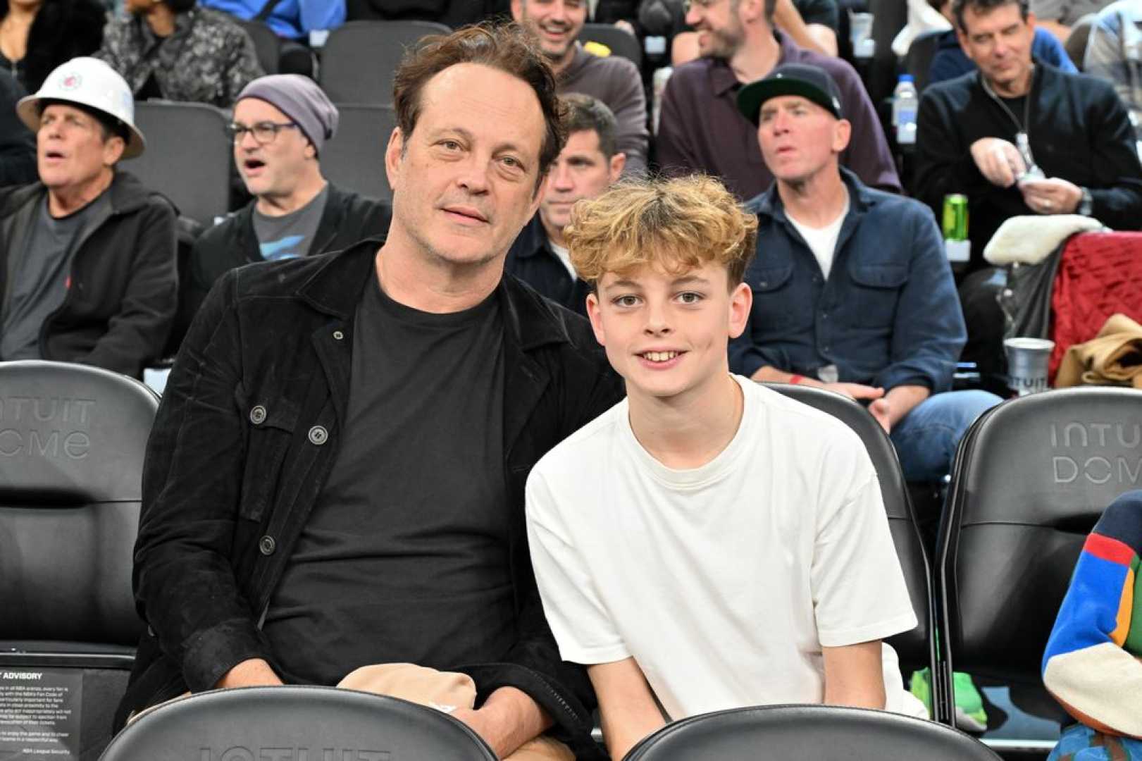 Vince Vaughn And Son At Clippers Game