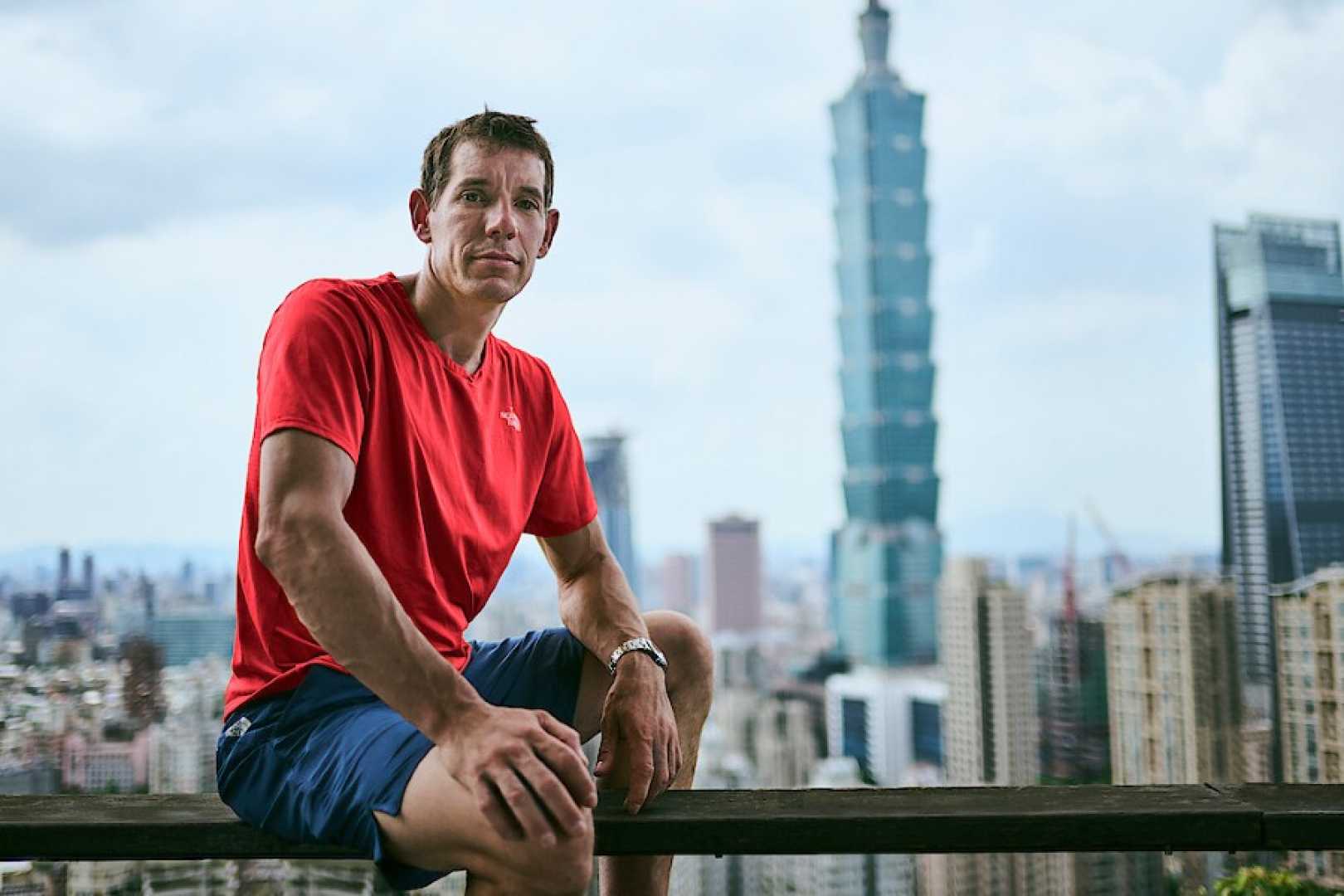 Alex Honnold Taipei 101 Livestream