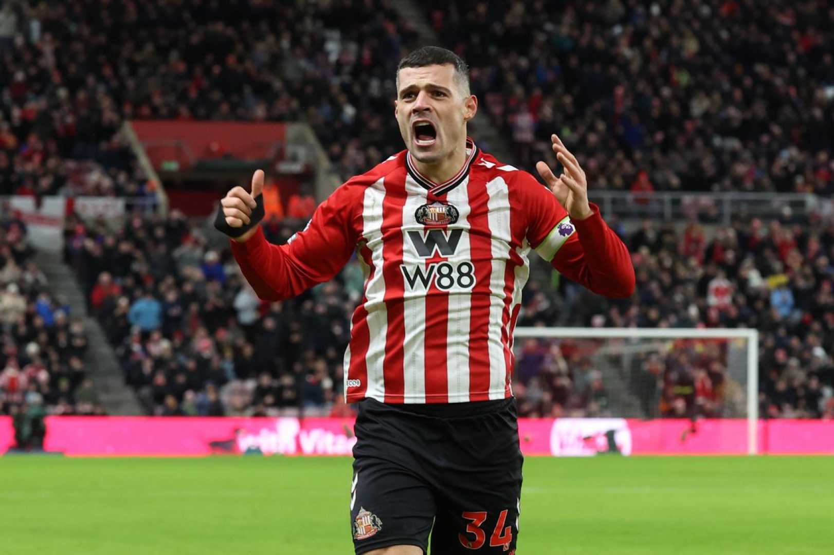 Granit Xhaka Sunderland Manchester City Match