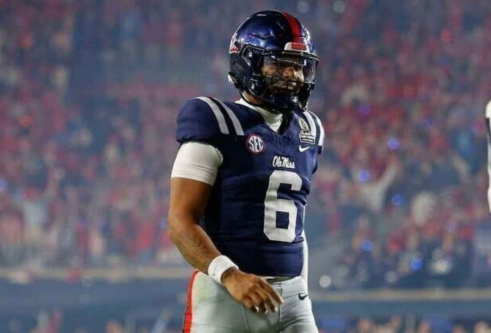 Trinidad Chambliss Ole Miss Quarterback